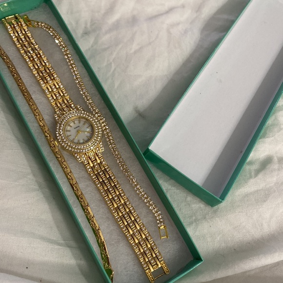 3pc Watch & Bracelet Set - Picture 10 of 10